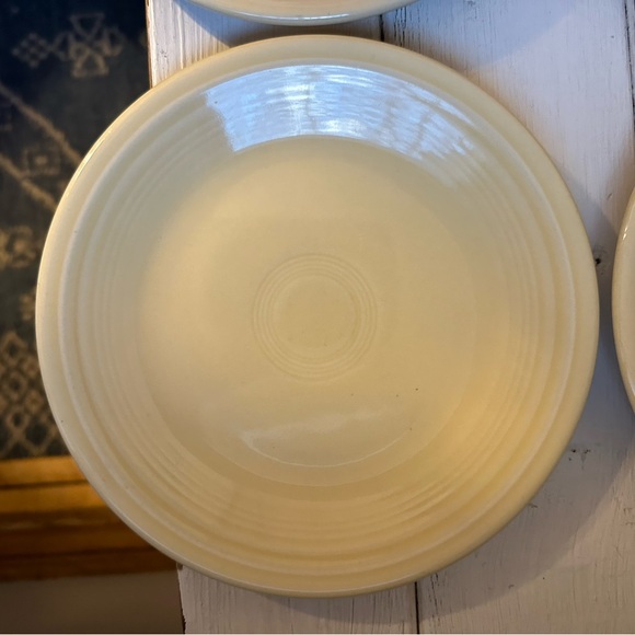 4 Pale Yellow Cream Fiesta Ware Homer Laughlin 7 1/4" Salad Bread Dessert Plates - Picture 4 of 6